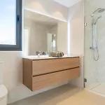 Apartamento Awesome In With Swimming Pool Estepona