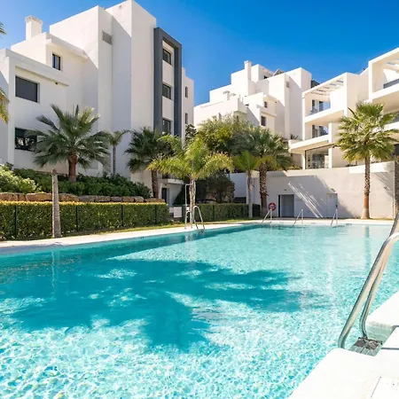 Gorgeous In With Swimming Pool Lejlighed Estepona