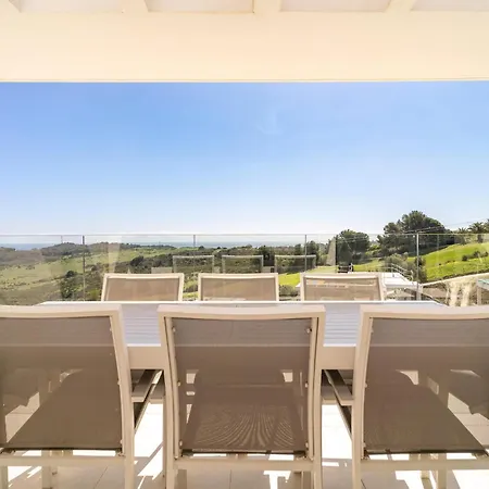 Awesome In With Swimming Pool Apartamento *